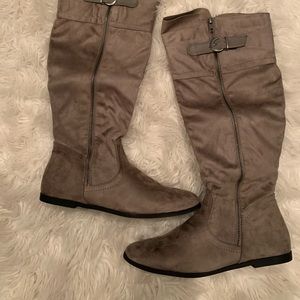 Winter boots